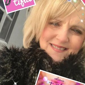 Meet your Posher, Debra